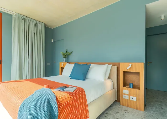 Aurea - By Myhomeincomo Villa *