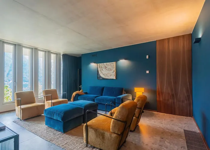 Villa Aurea - By Myhomeincomo *