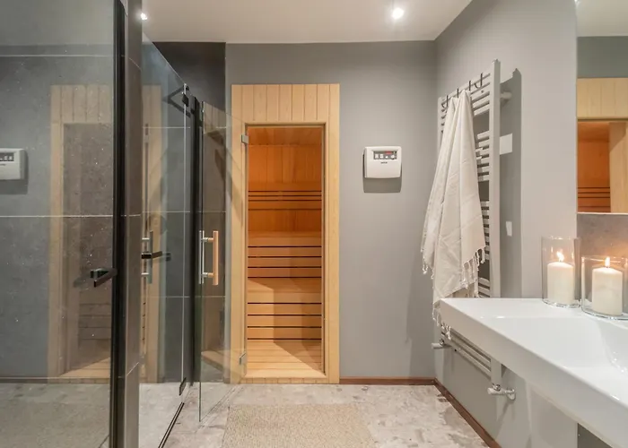 Aurea - By Myhomeincomo