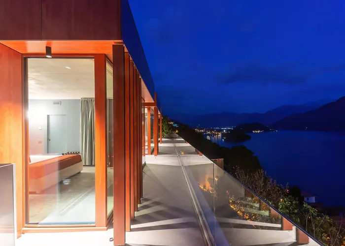 Aurea - By Myhomeincomo * Sala Comacina