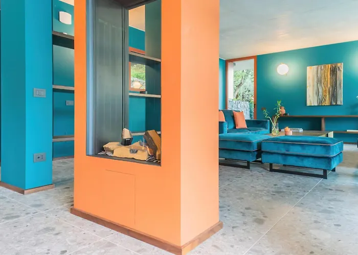 Aurea - By Myhomeincomo Villa