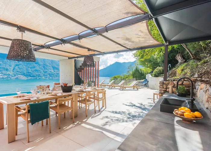 Aurea - By Myhomeincomo Villa