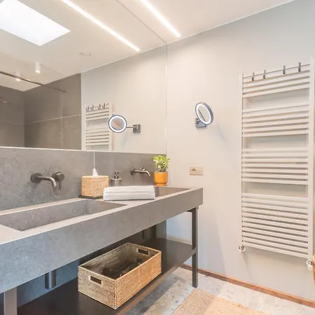 Aurea - By Myhomeincomo Sala Comacina