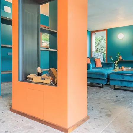 Aurea - By Myhomeincomo Vila