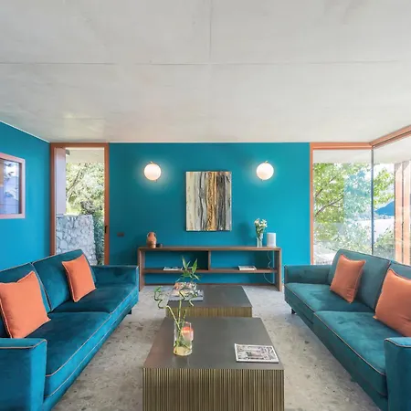 Vila Aurea - By Myhomeincomo