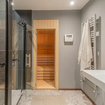 Aurea - By Myhomeincomo