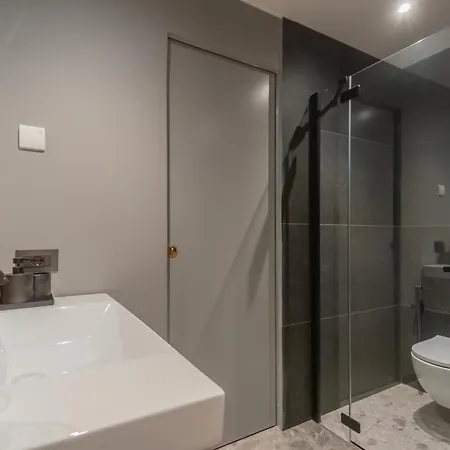 Aurea - By Myhomeincomo *