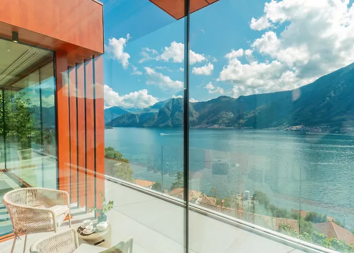 Aurea - By Myhomeincomo Villa *