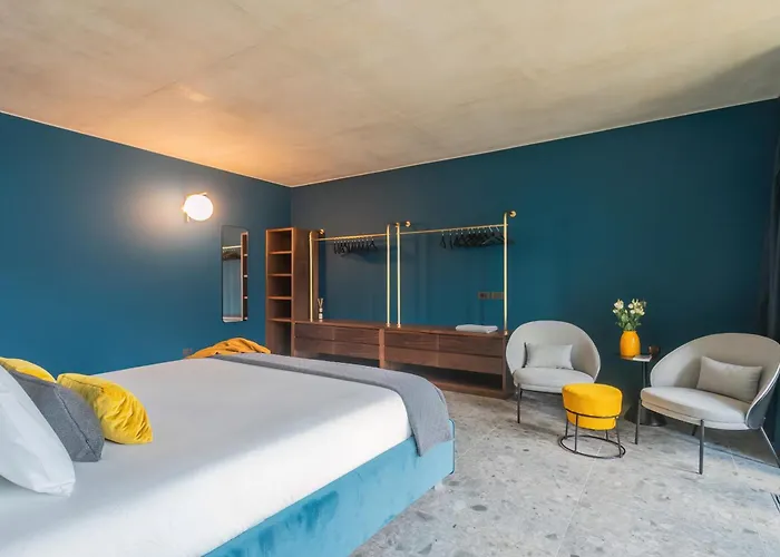 Aurea - By Myhomeincomo *